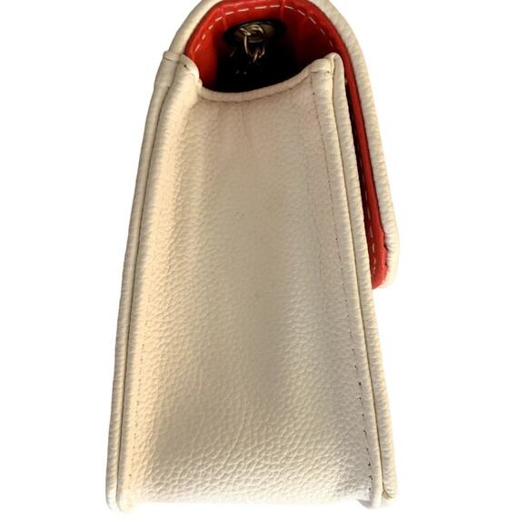 Elegant Cream Crossbody Bag - Picture 8 of 8